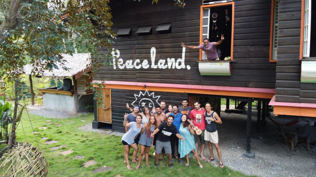 Peaceland Hostel Panglao Εξωτερικό φωτογραφία
